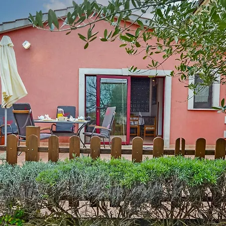 House Nada