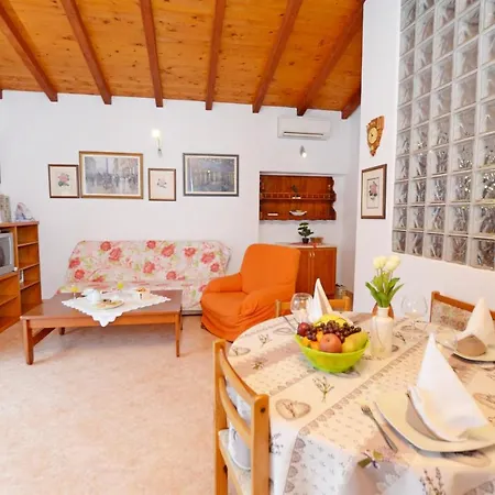 House Nada Hébergement de vacances Rovinj
