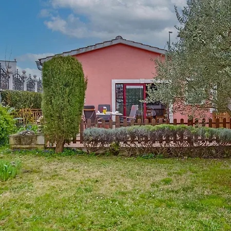 House Nada