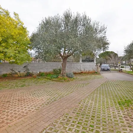 House Nada בית נופש רוביני
